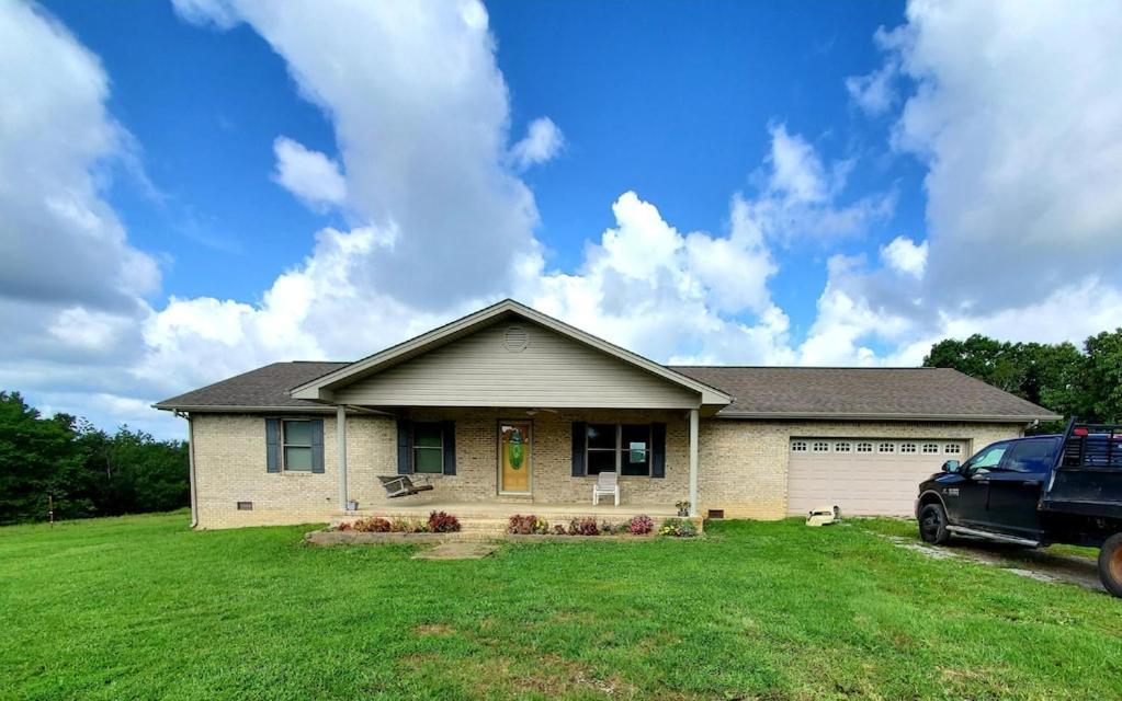 Secluded House On 60 Acres Close To Fall Creek Falls * Pikeville